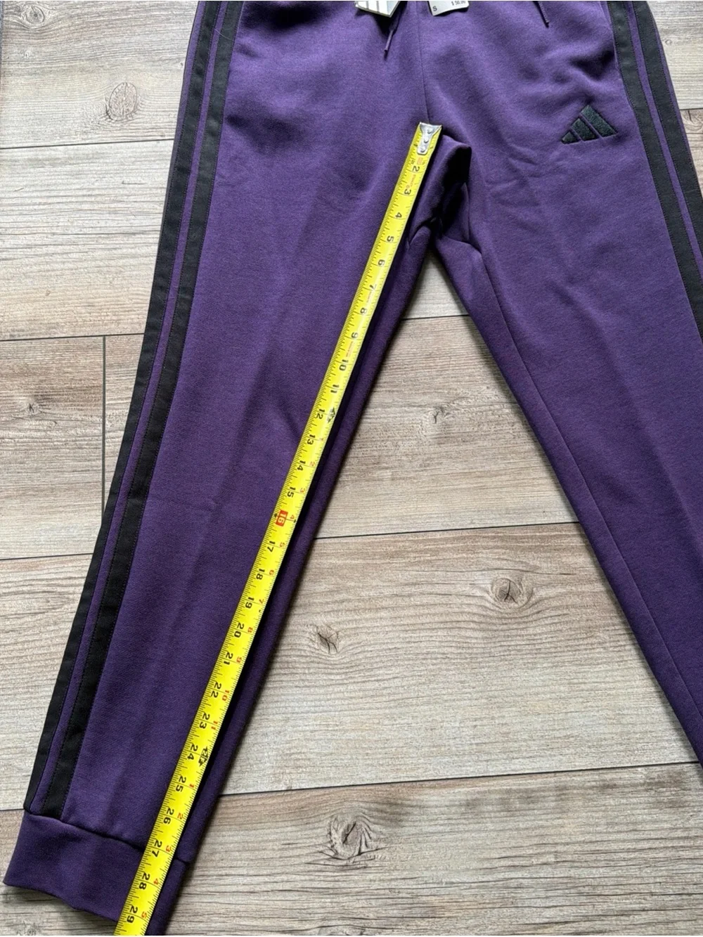 Adidas Essentials Men’s Size Small Fleece Loose Fit Pants. Plum/ Black. NWT